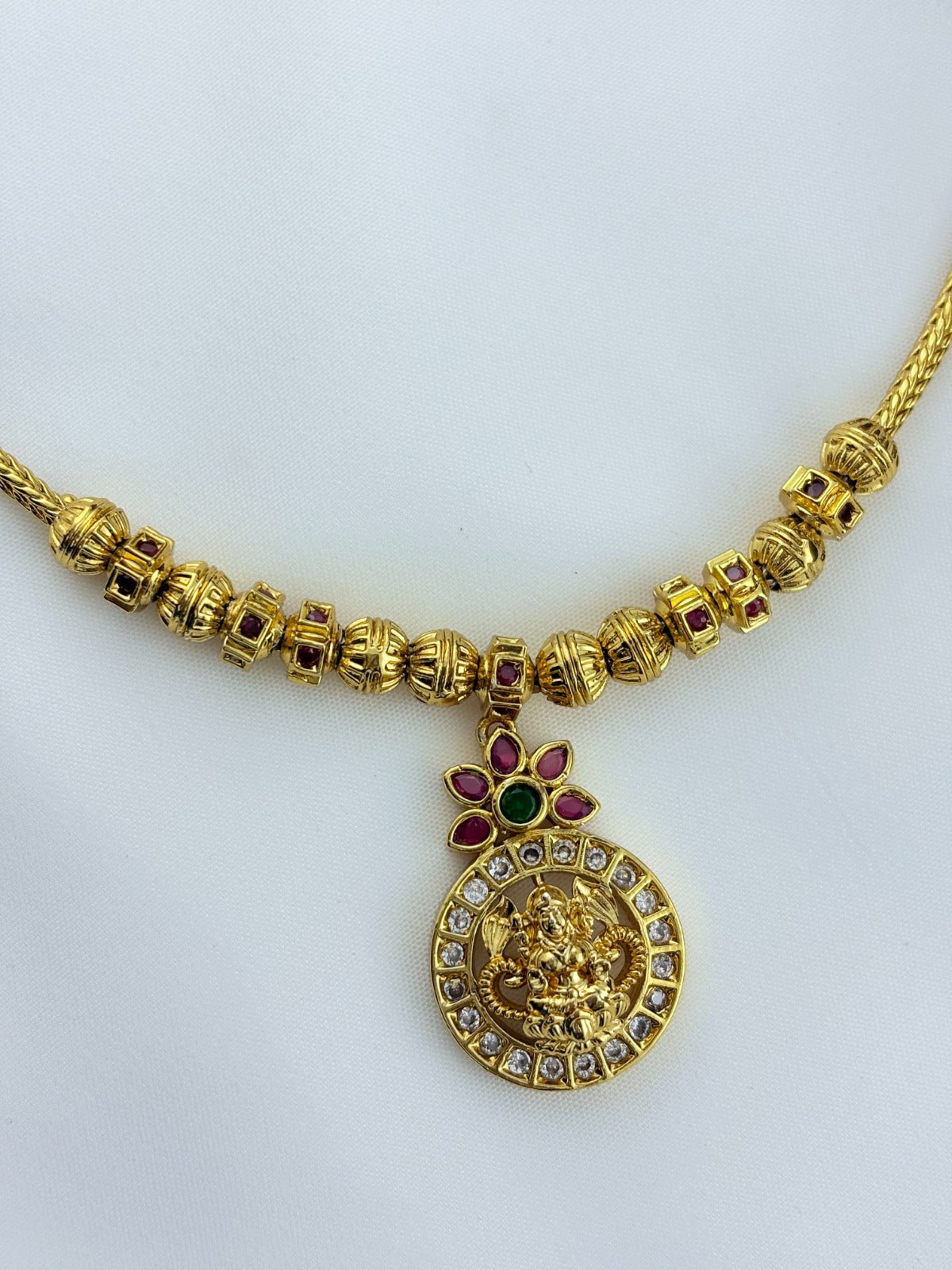 Temple - inspired design premium matte finish chain with earrings