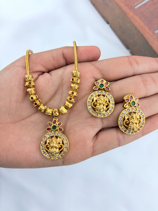 Temple - inspired design premium matte finish chain with earrings