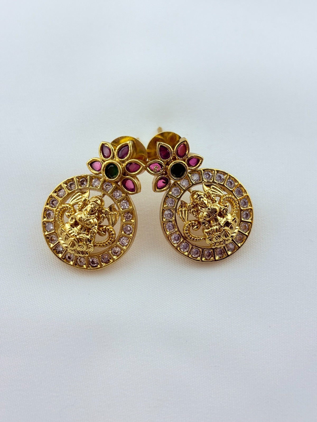 Temple - inspired design premium matte finish chain with earrings