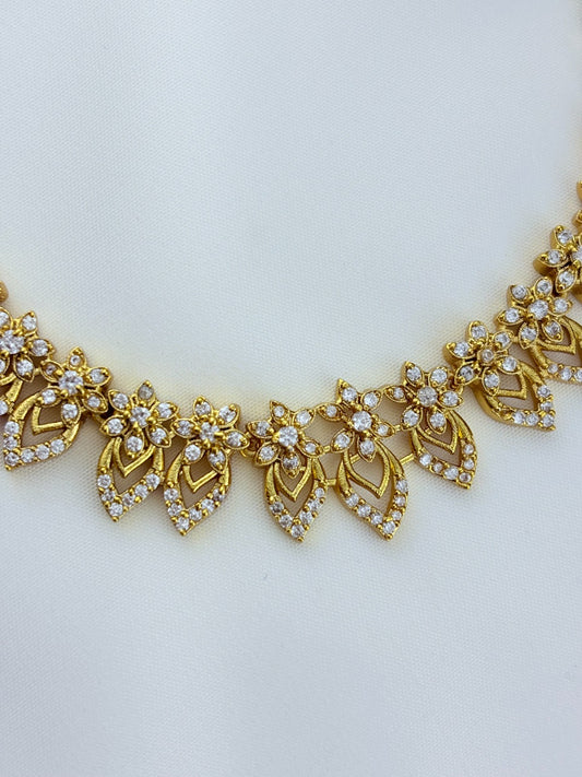 Elegant floral and leaf pattern premium AD matte finish neckset