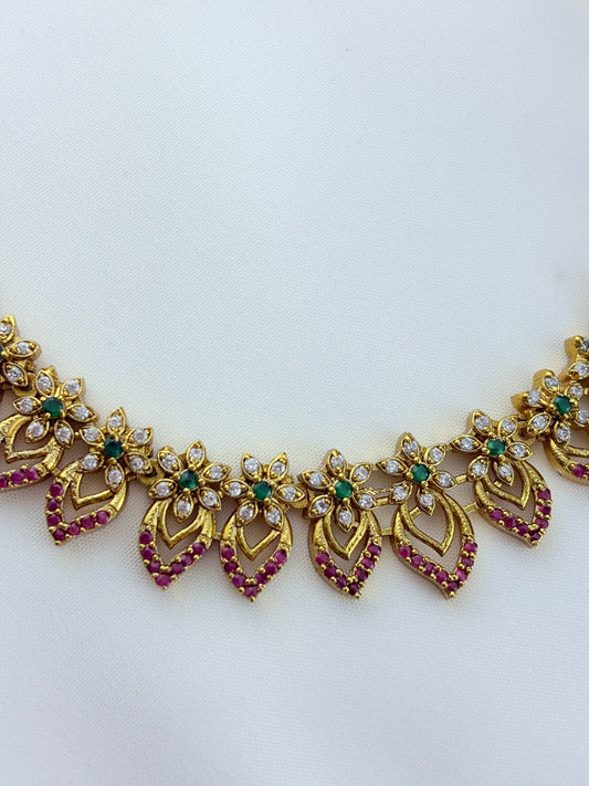 Elegant floral and leaf pattern premium AD matte finish neckset