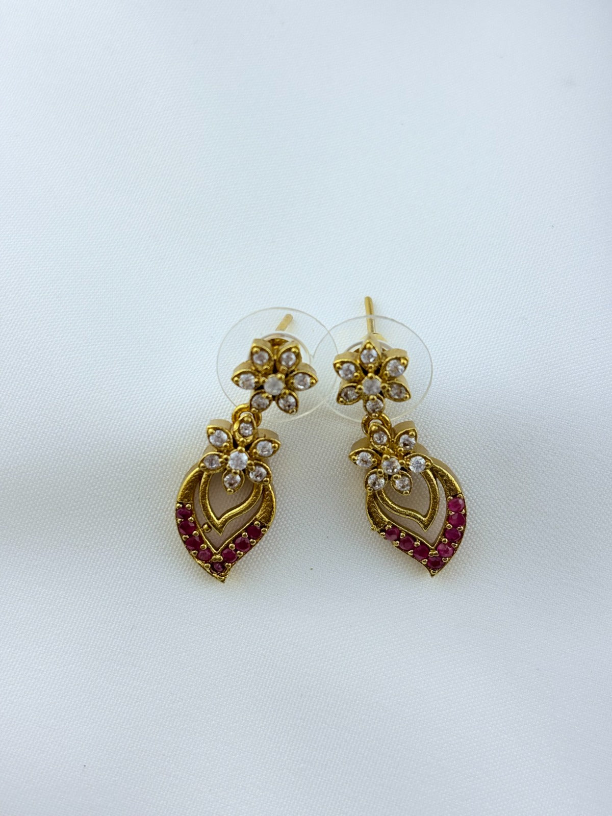 Elegant floral and leaf pattern premium AD matte finish neckset