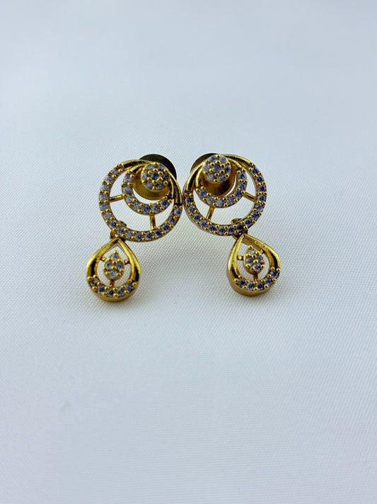 Delicate design premium matte finish AD neckset with matching earrings