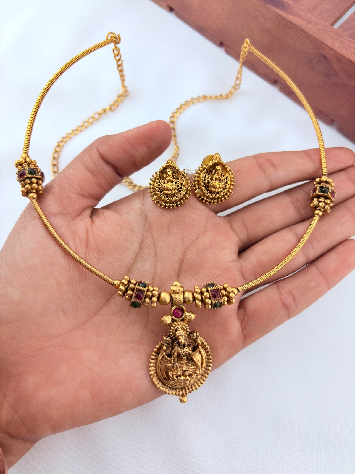 Temple inspired design matte finish laskhmi choker with earrings