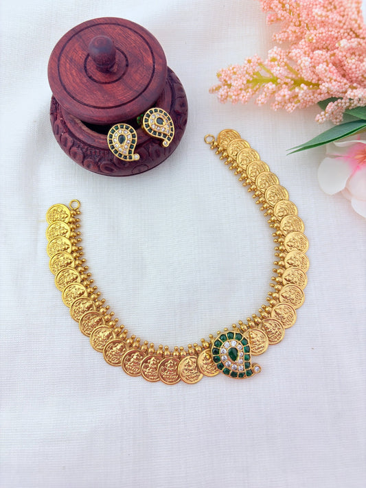 Classic mango motif combined with kaasu maalai pattern and matching earrings  - Crafted with AD stones