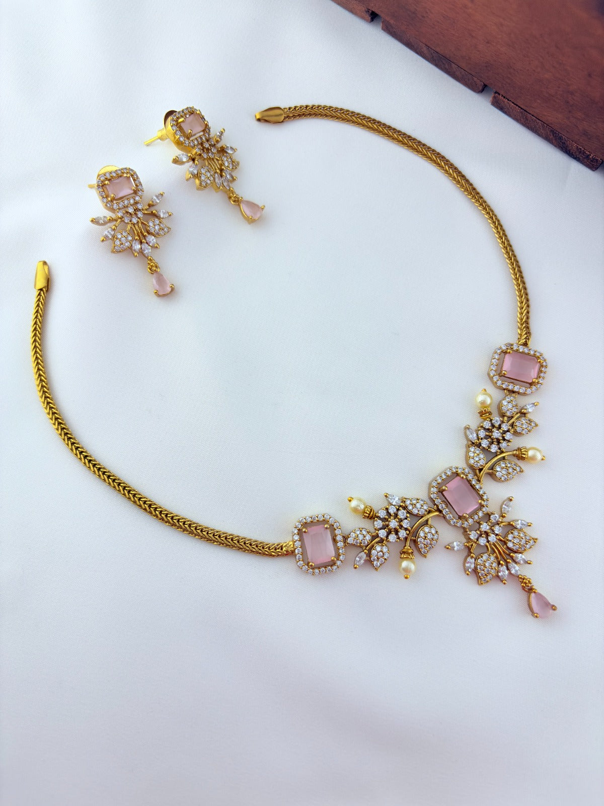 Classic stone necklace and earrings with premium matte texture