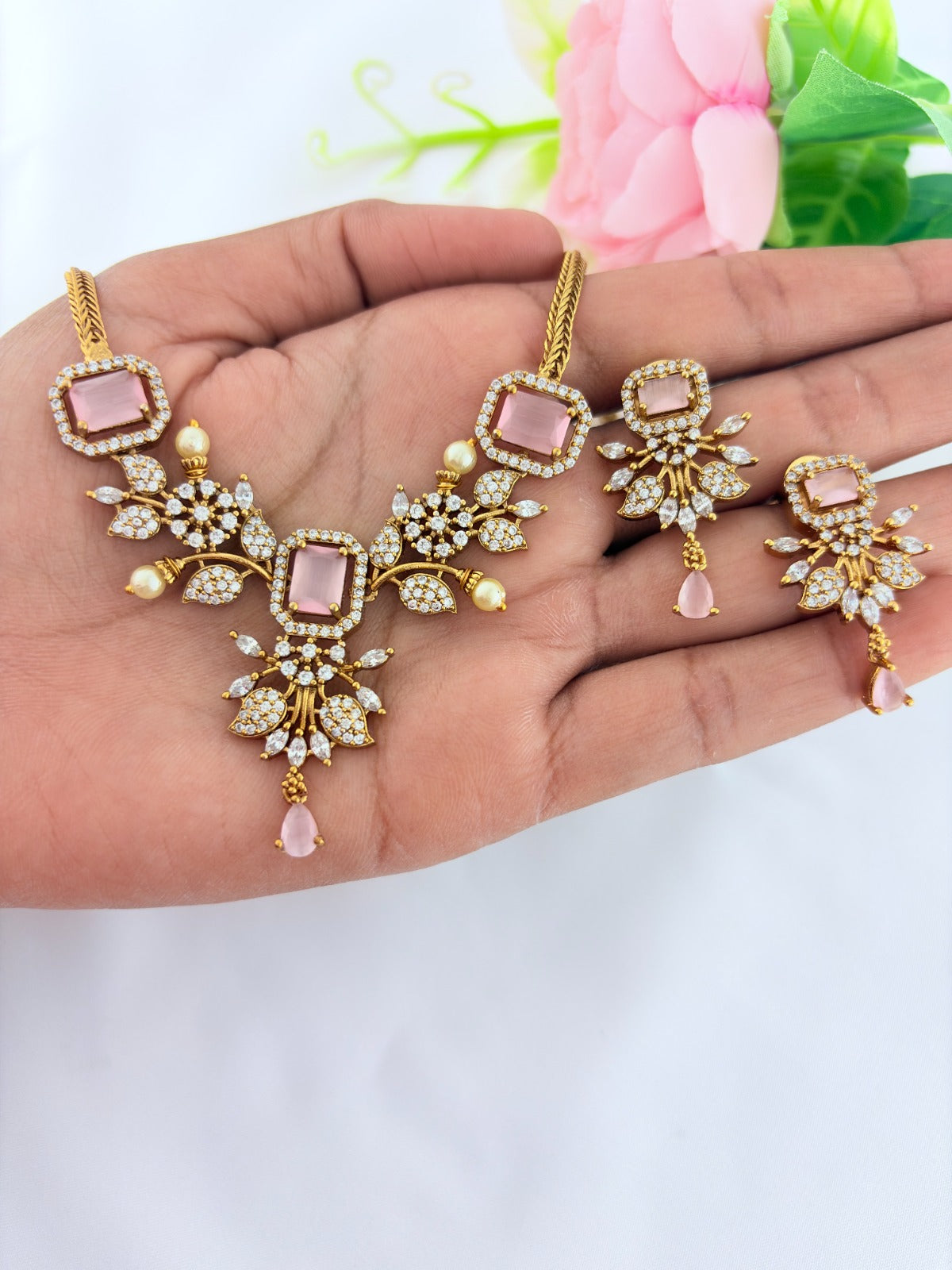 Classic stone necklace and earrings with premium matte texture