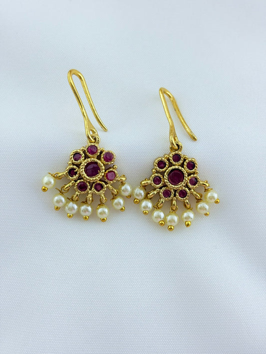 Premium matte finish necklace and matching earrings  crafted with kemp pendant adorned with pearl drops