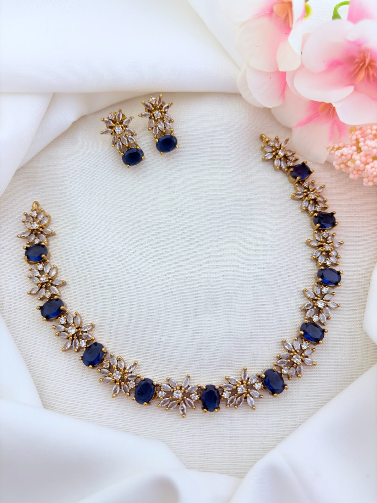 Classic floral pattern CZ premium matte finish necklace with matching earrings