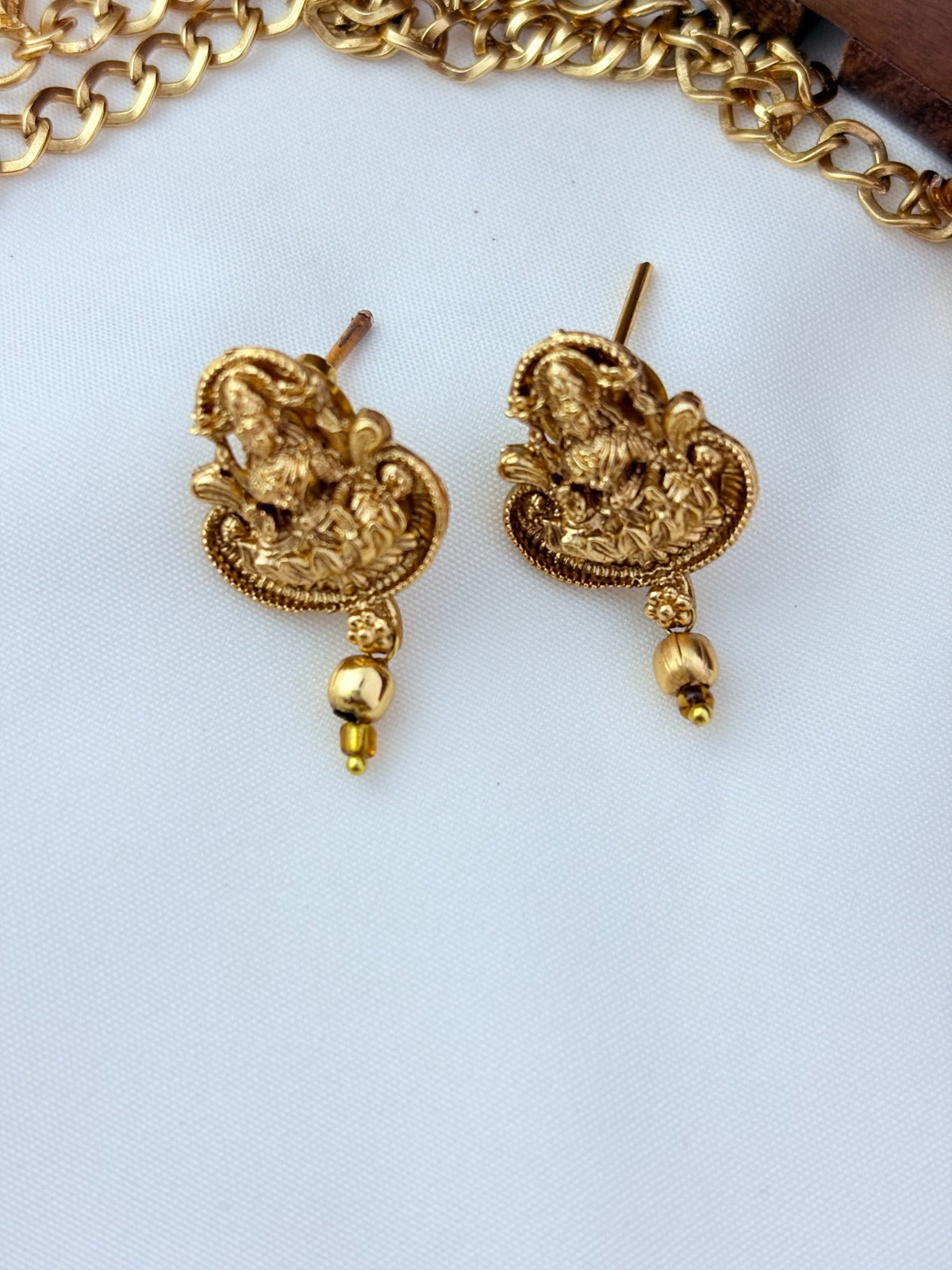 Timeless design with divine touch matte finish Lakshmi choker with earrings