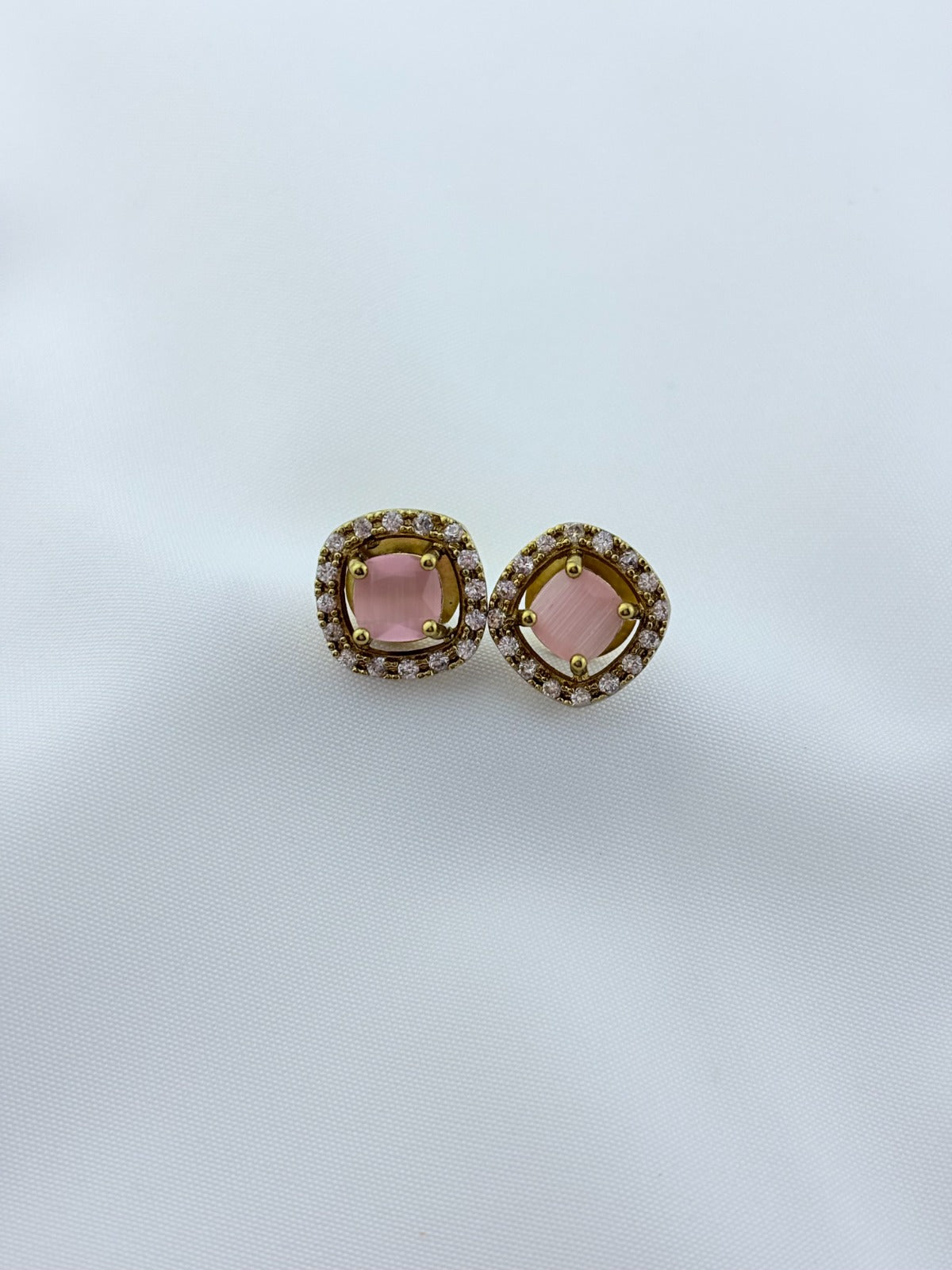 Premium matte finish AD necklace with matting stud