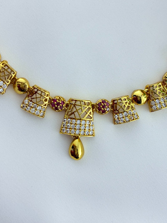 Elegant modern AD neckset with matching earrings