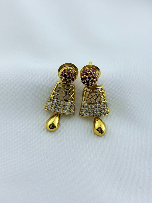 Elegant modern AD neckset with matching earrings