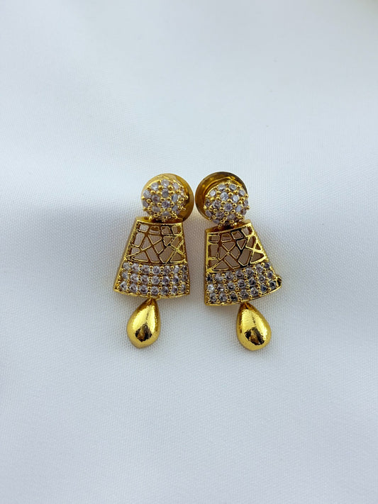 Elegant modern AD neckset with matching earrings