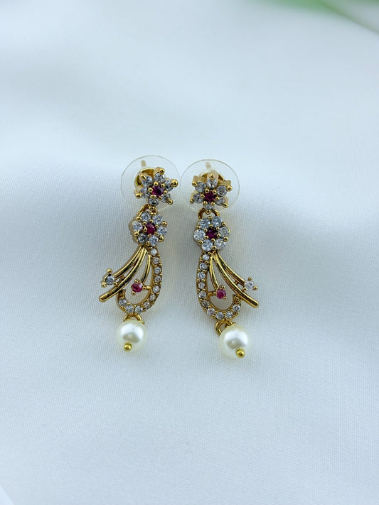 Beautifully crafted  premium Ad necklace and matching earrings with pearl drops