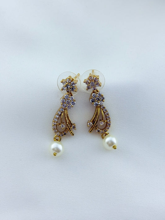 Beautifully crafted  premium Ad necklace and matching earrings with pearl drops