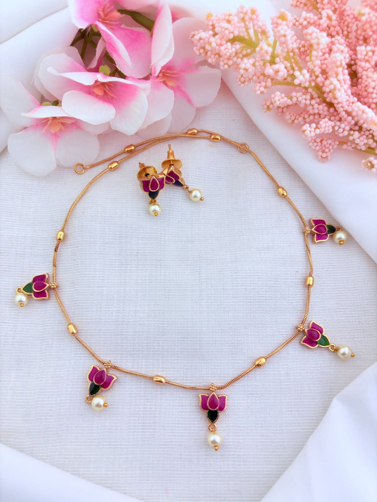 Premium matte finish lotus drops chain with enamel detailing