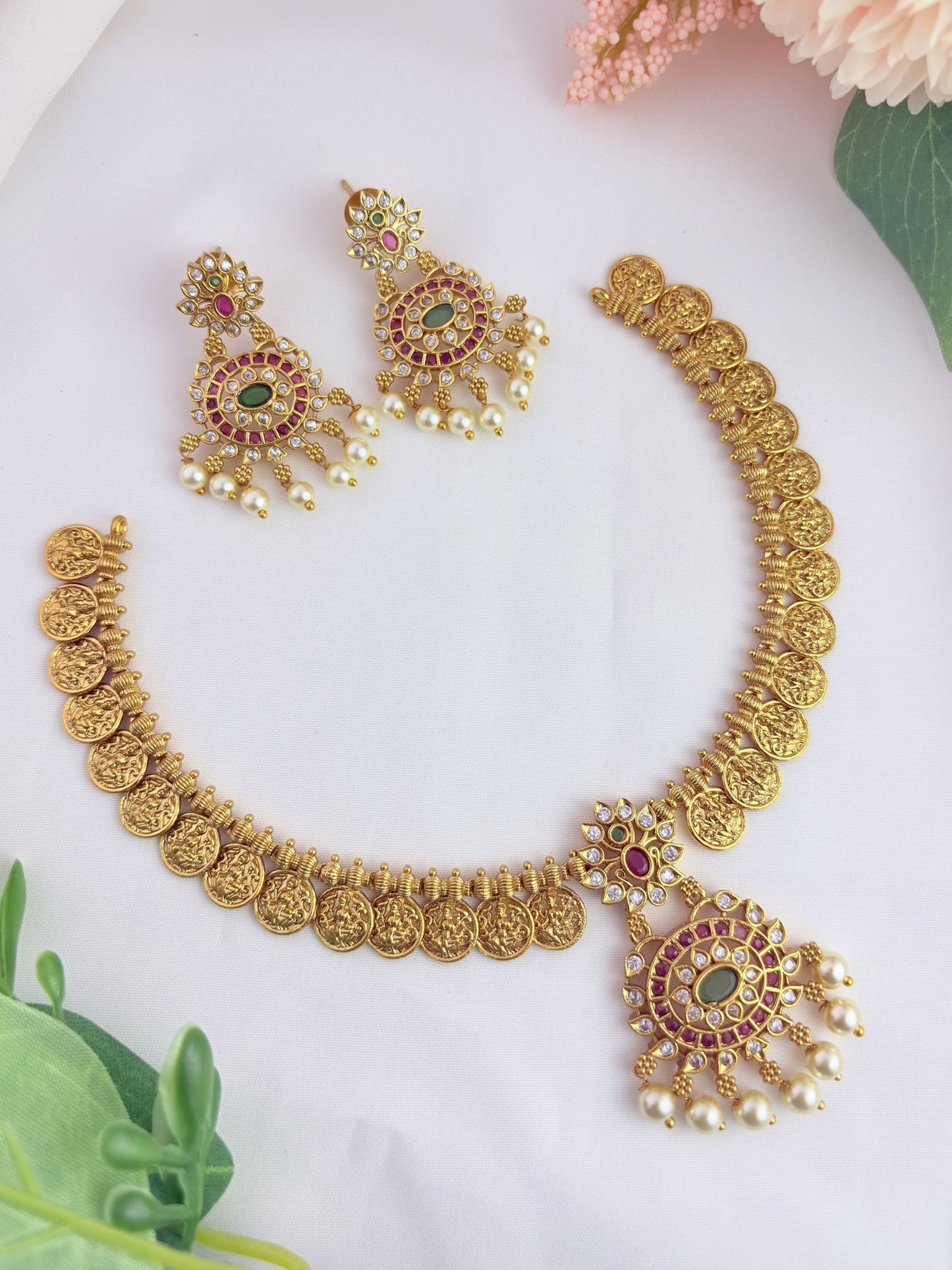 A perfect blend of elegance and tradition, crafted to add timeless beauty to your festive and bridal look.