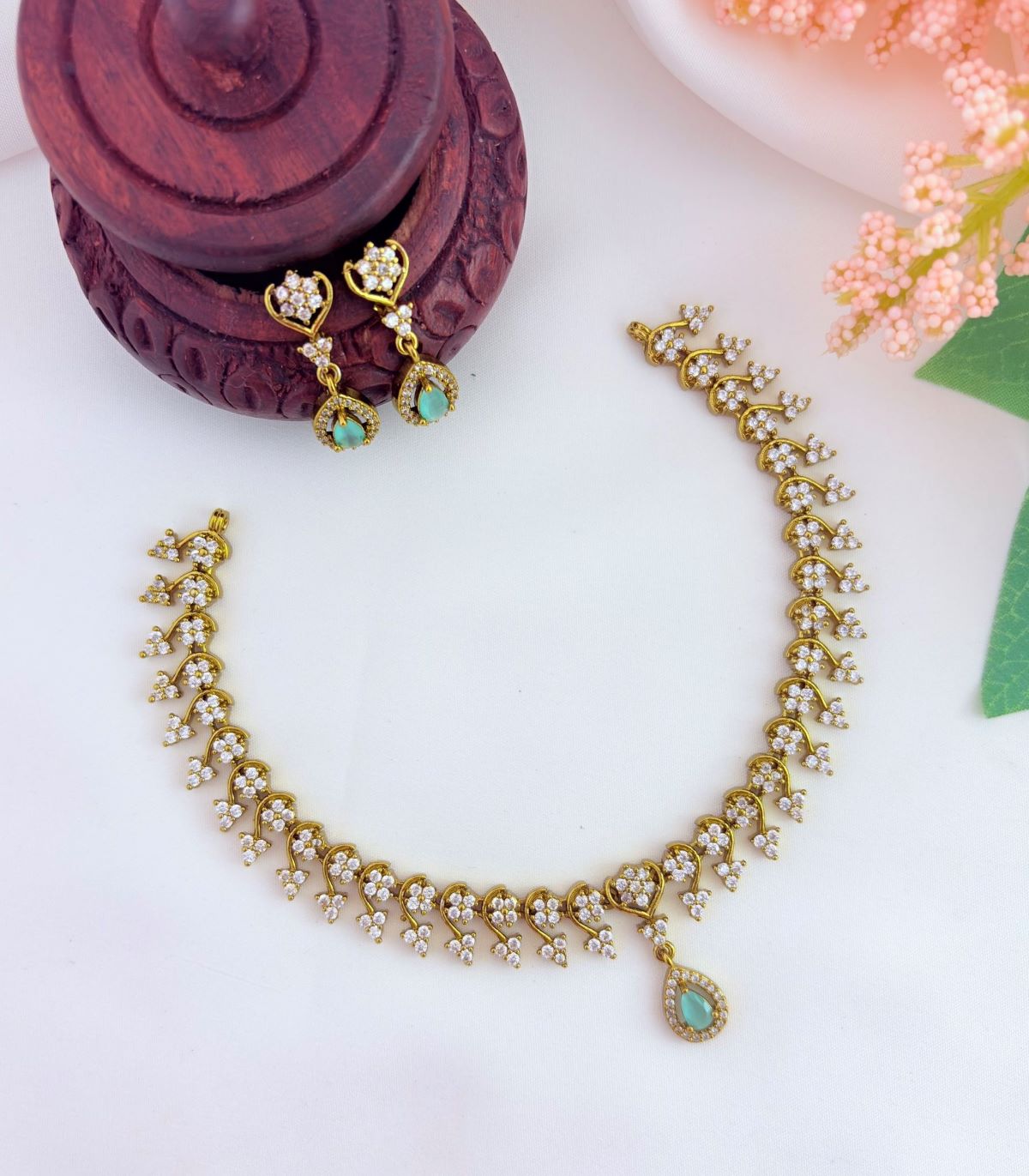 Elegant premium matte finish AD necklace with matching earrings