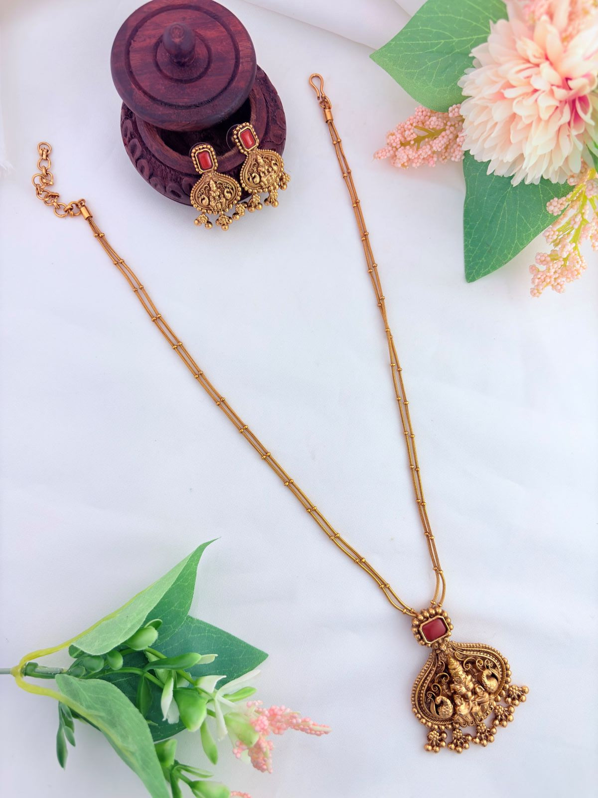 Temple jewellery - Traditional lakshmi pendant chain with matching earrings