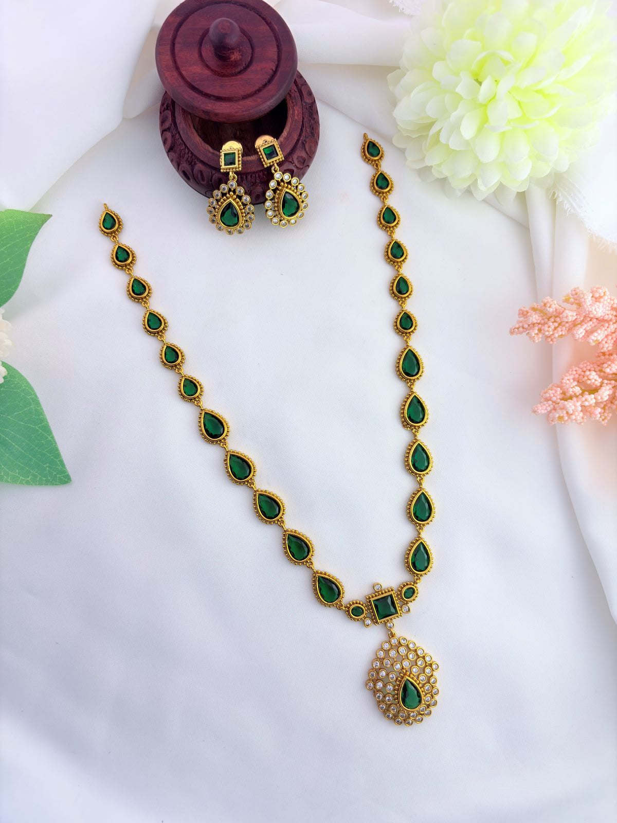 Premium matte finish jothika inspired haram set with matching earrings