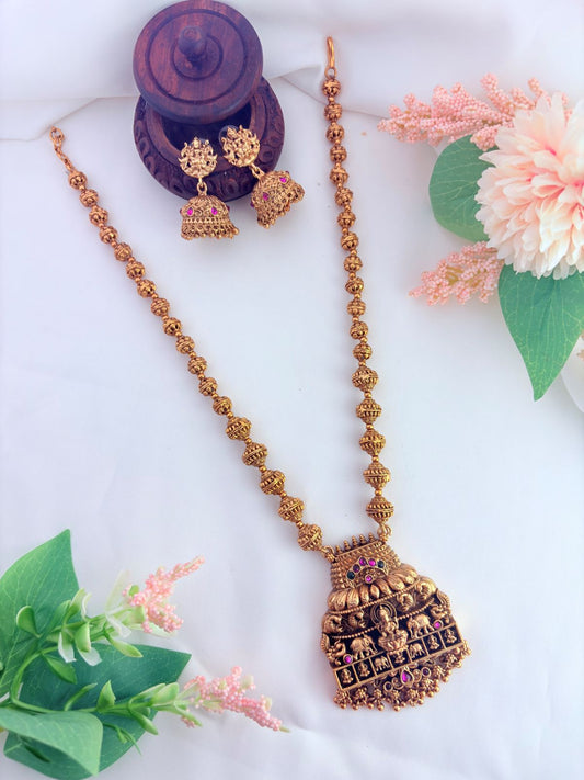 Chettinad collection- Matte finish Temple haram set beautifully adorned with golden beads