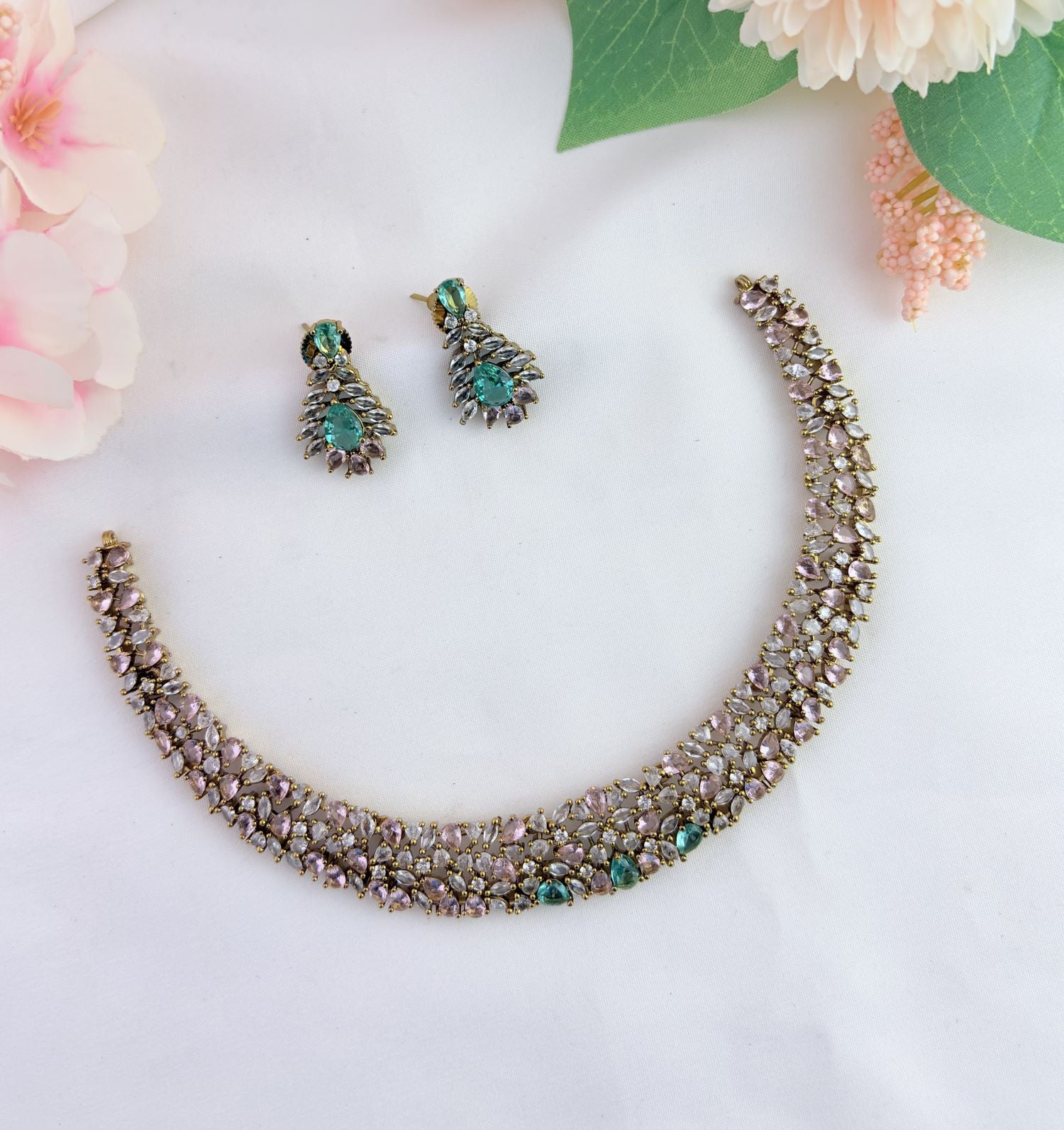 Sparkling CZ stone neckset that adds elegance to any outfit