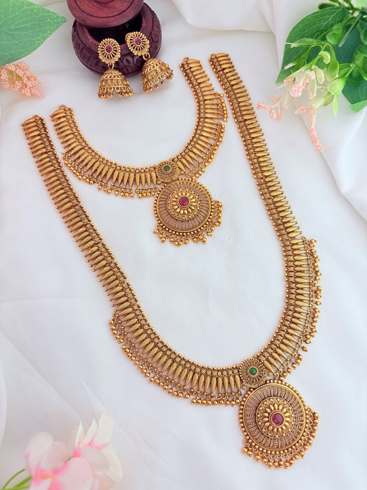 Matte finish non idol combo set and matching jhumka beautifully crafted with golden  beads