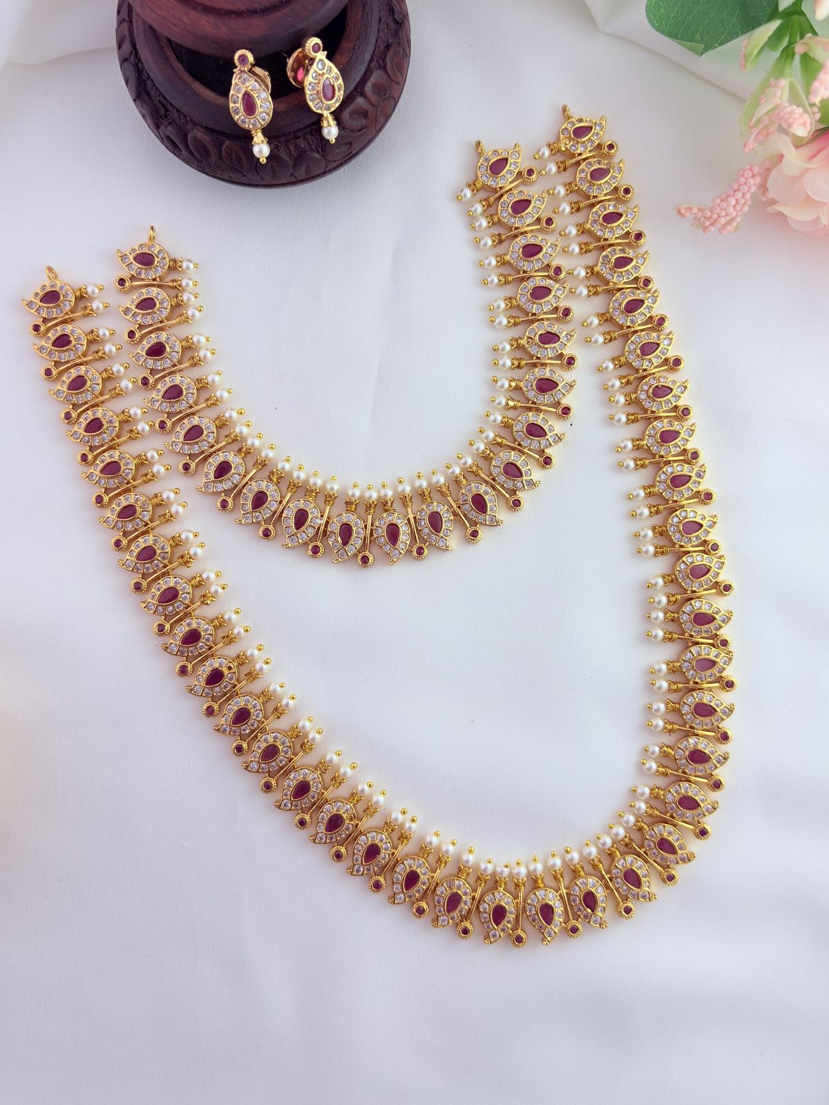 Traditional mango pattern combo set adorned with AD stones and pearls