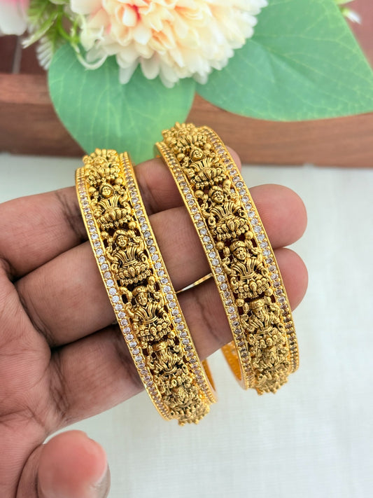 Nagas motif bangles with antique charm