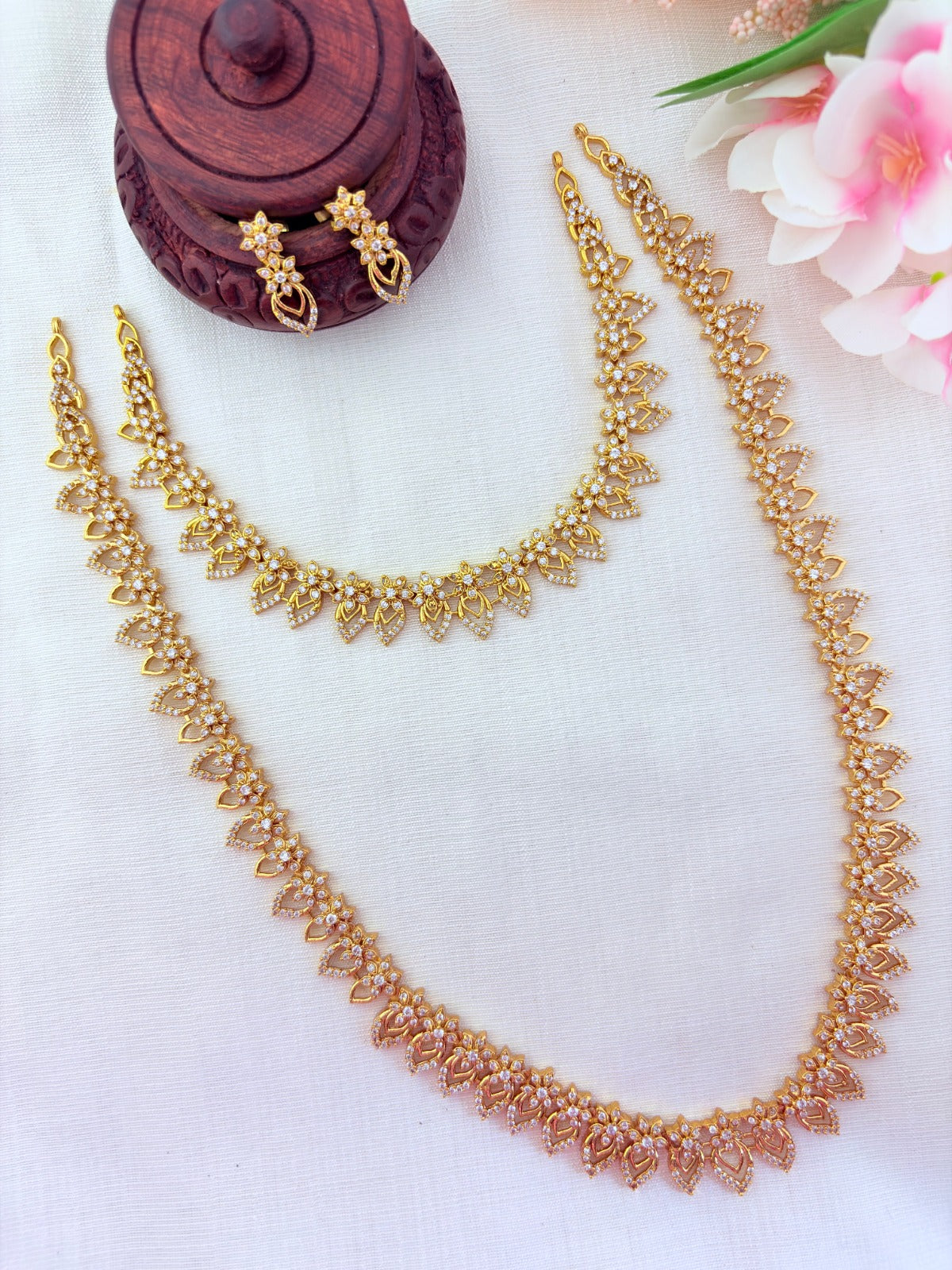 Elegant floral and leaf pattern premium AD matte finish combo set