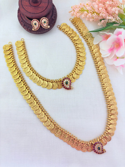 Classic mango motif combined with kaasu maalai pattern and matching earrings - Crafted with AD stones