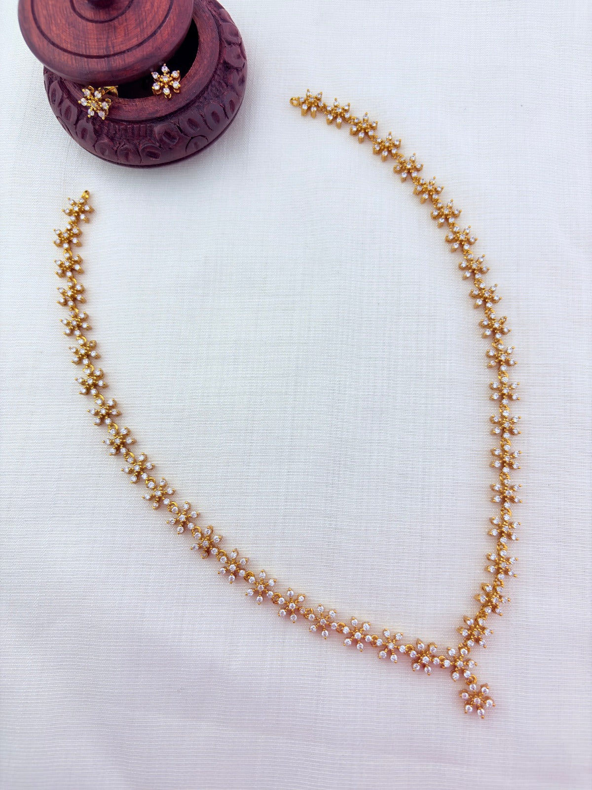 Premium matte finish floral pattern AD stone haram with drops