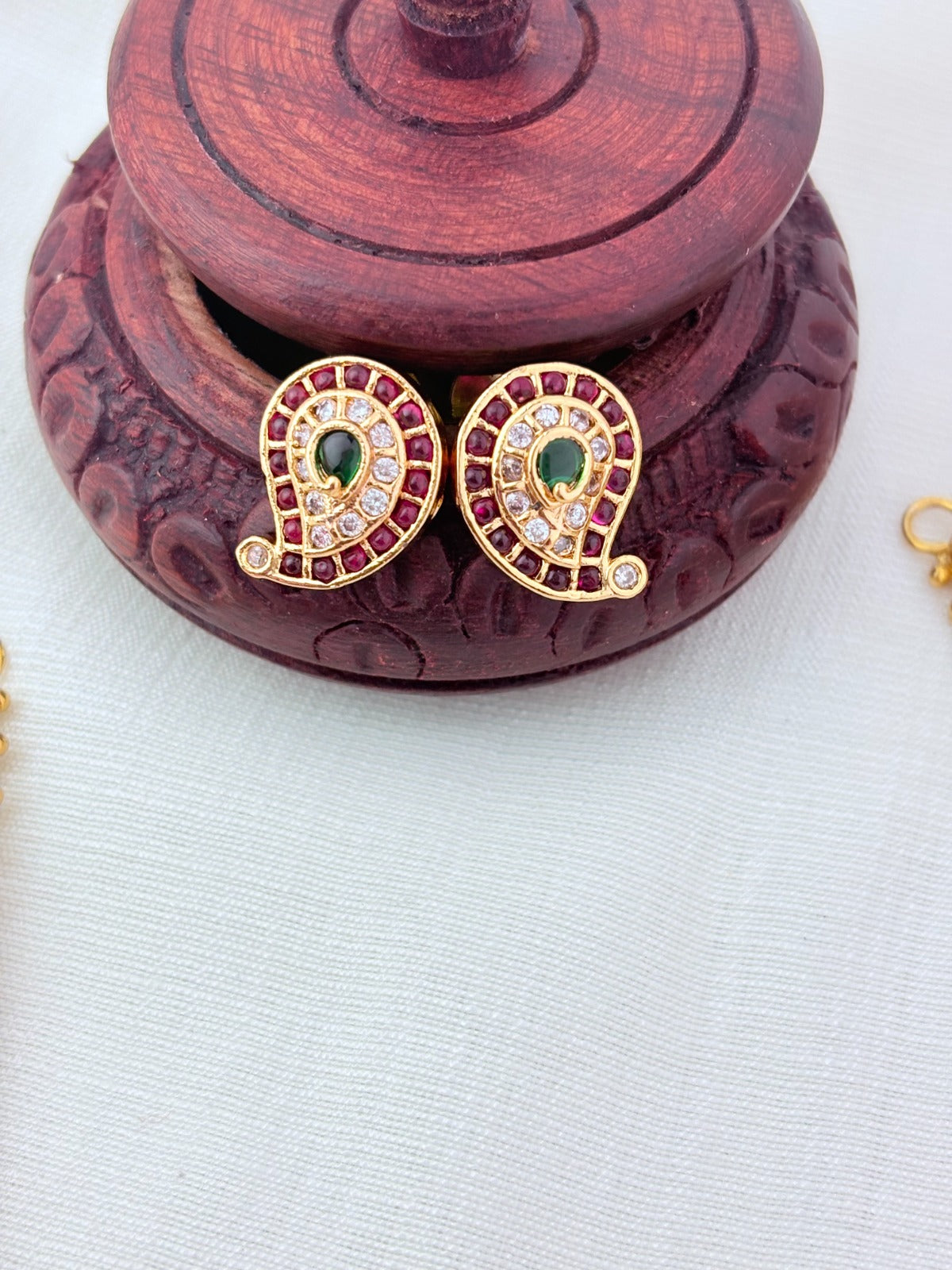 Classic mango motif combined with kaasu maalai pattern and matching earrings - Crafted with AD stones