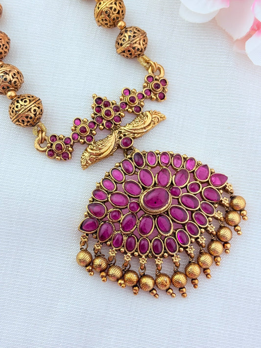 Anitque finish haram with traditional elegance -Classic beads middle haram with matching earrings