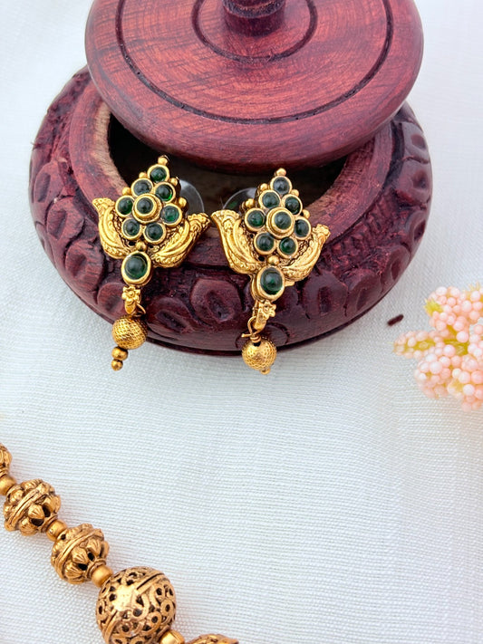 Anitque finish haram with traditional elegance -Classic beads middle haram with matching earrings