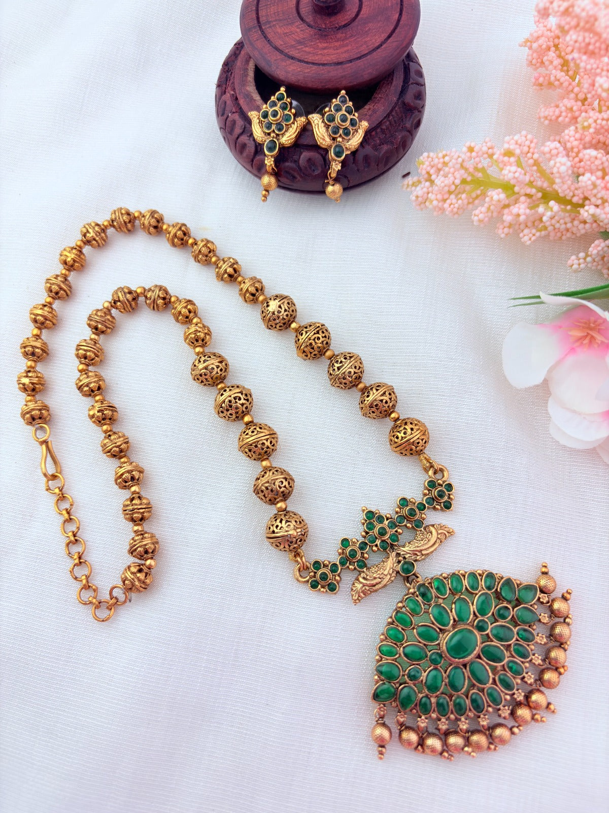 Anitque finish haram with traditional elegance -Classic beads middle haram with matching earrings