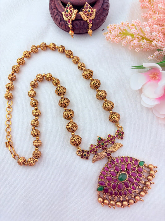Anitque finish haram with traditional elegance -Classic beads middle haram with matching earrings