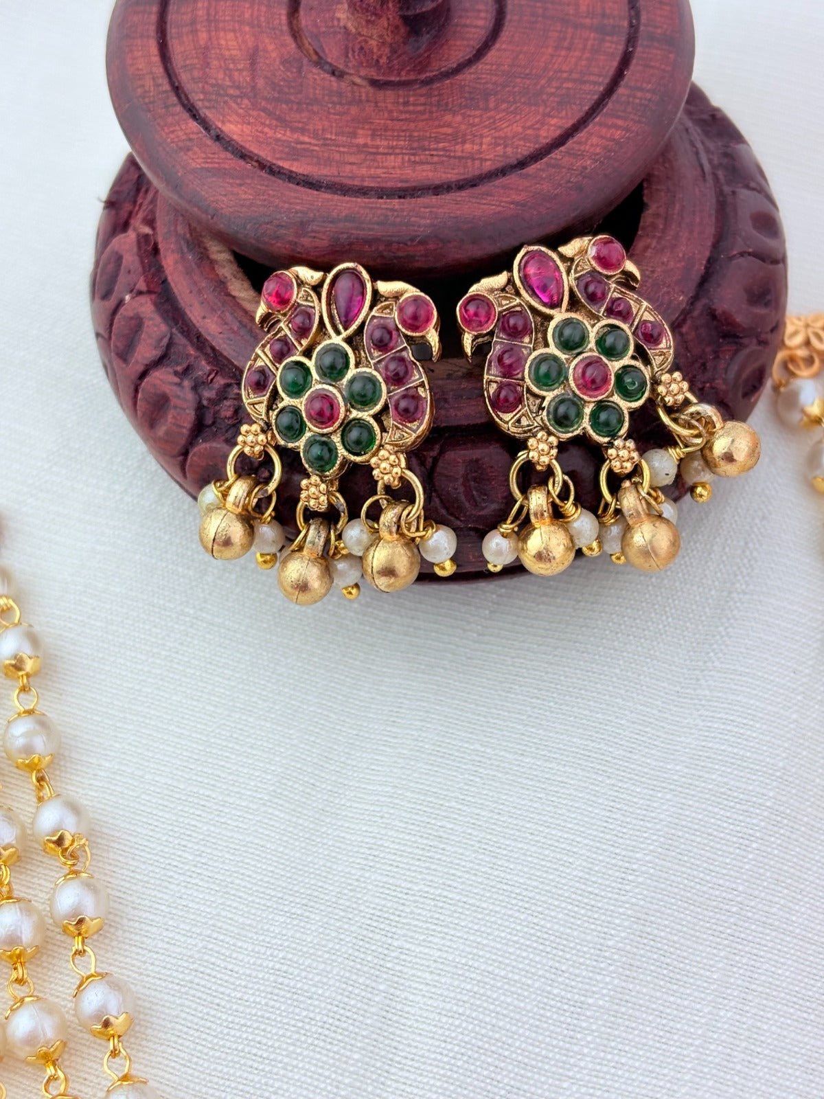 Pearl haram with pendant for a royal ethic look - Matte finish middle haram and earrings adorned with golden beads