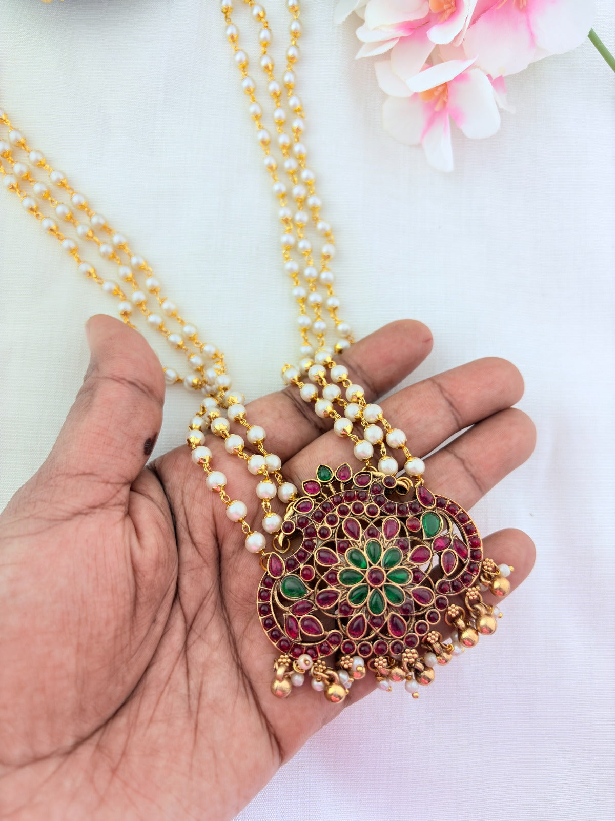 Pearl haram with pendant for a royal ethic look - Matte finish middle haram and earrings adorned with golden beads