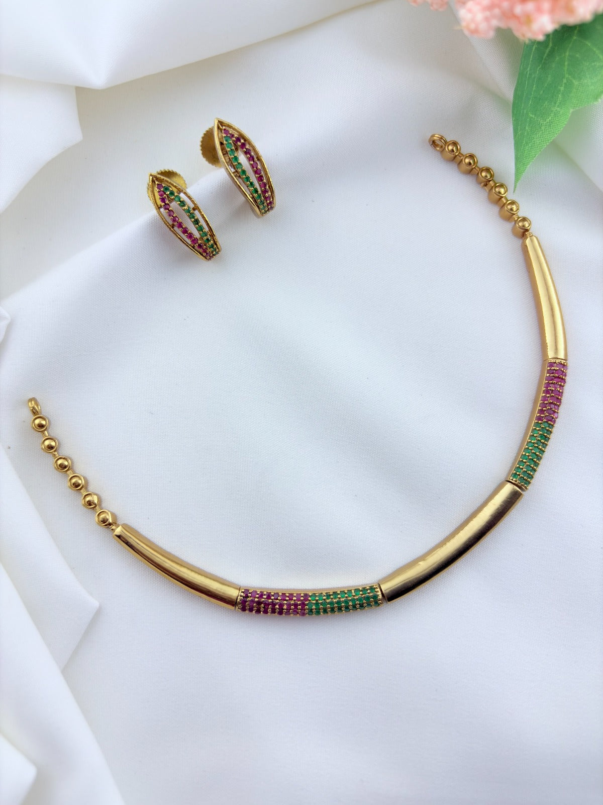 Premium matte Minimal yet stylish Ad necklace with matching earrings