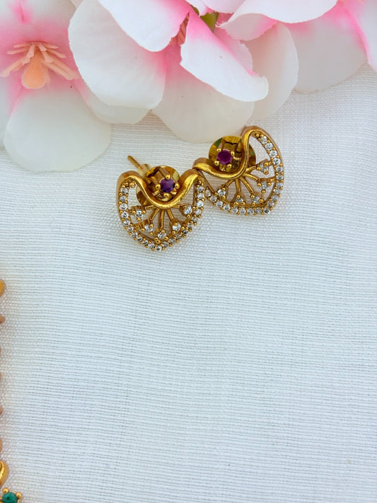 Minimal yet stylish AD necklace  in Premium matte finish with matching earrings