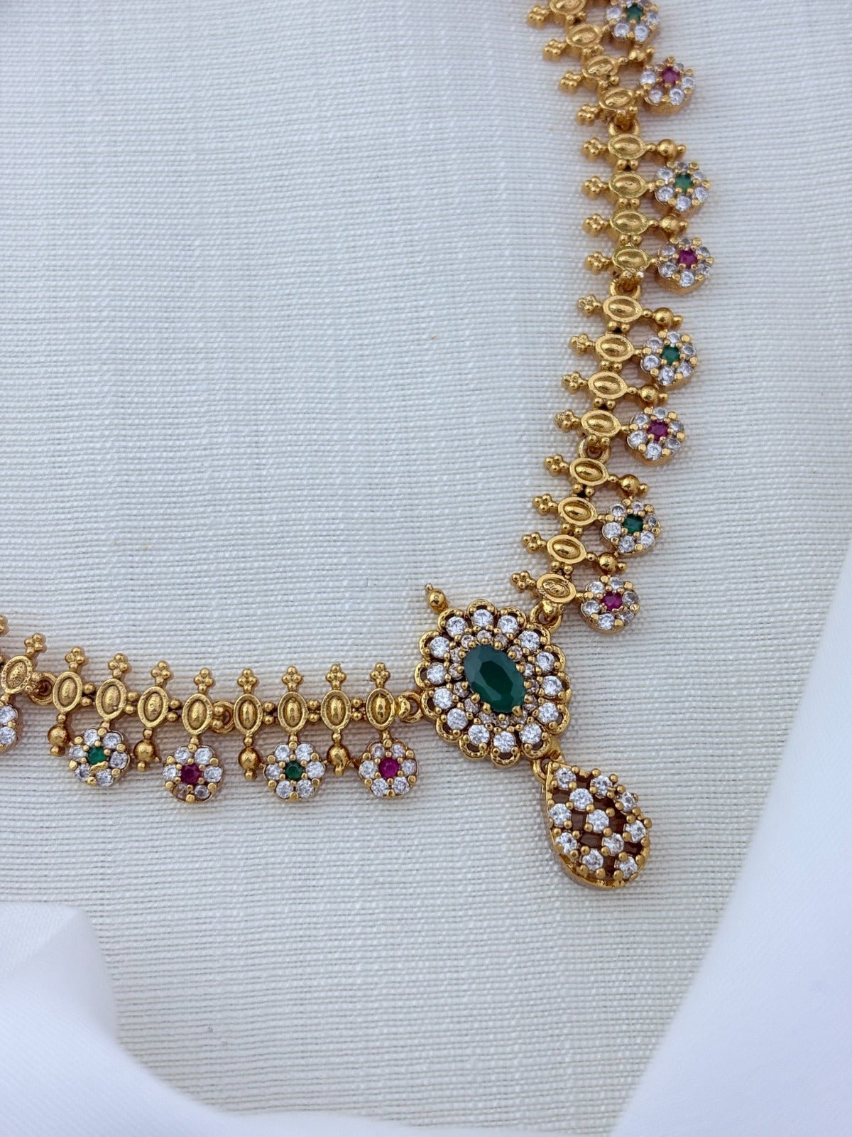 Modern trend infused with classic tradition -Premium matte finish necklace with matching earrings